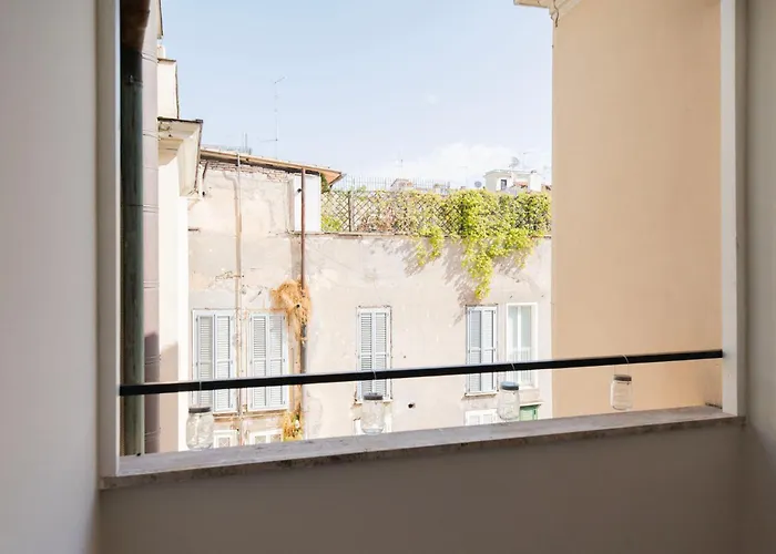 Imperium Trevi Guest house 4*