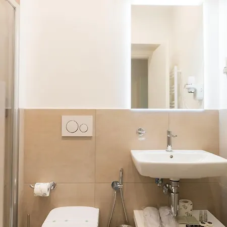 Imperium Trevi Konukevi 4*